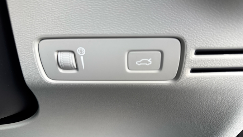 Volvo Xc40 1.5 T3 [163] Inscription Pro 5dr Geartronic Petrol Estate